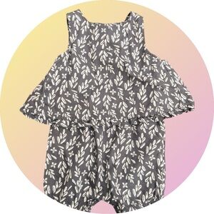 Carter’s Baby Girl Romper | Gray Floral | Size 9 Months | Like New